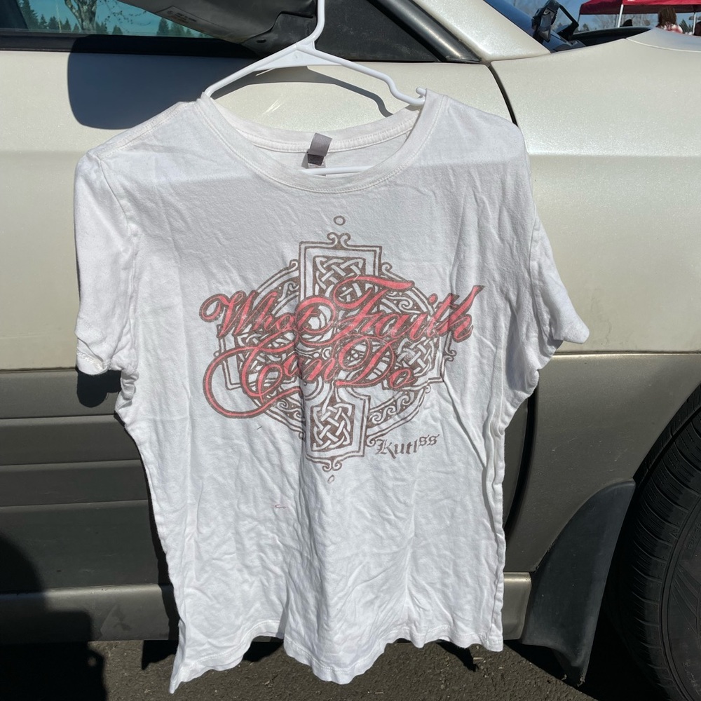 Vintage white tee